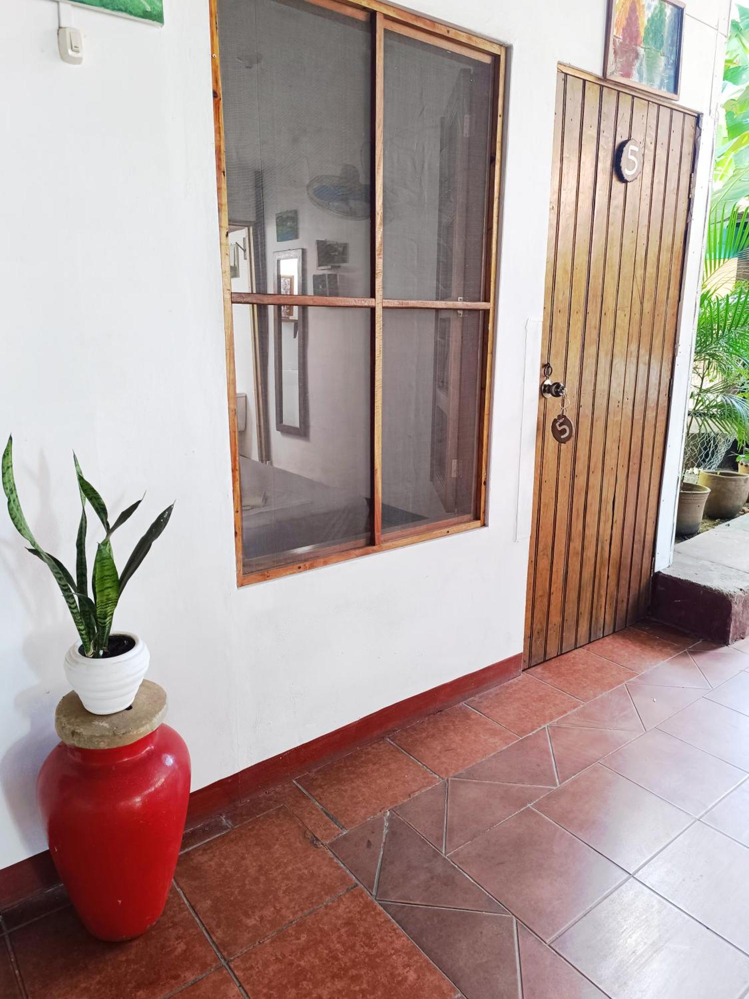 Casa De Los Berrios León المظهر الخارجي الصورة