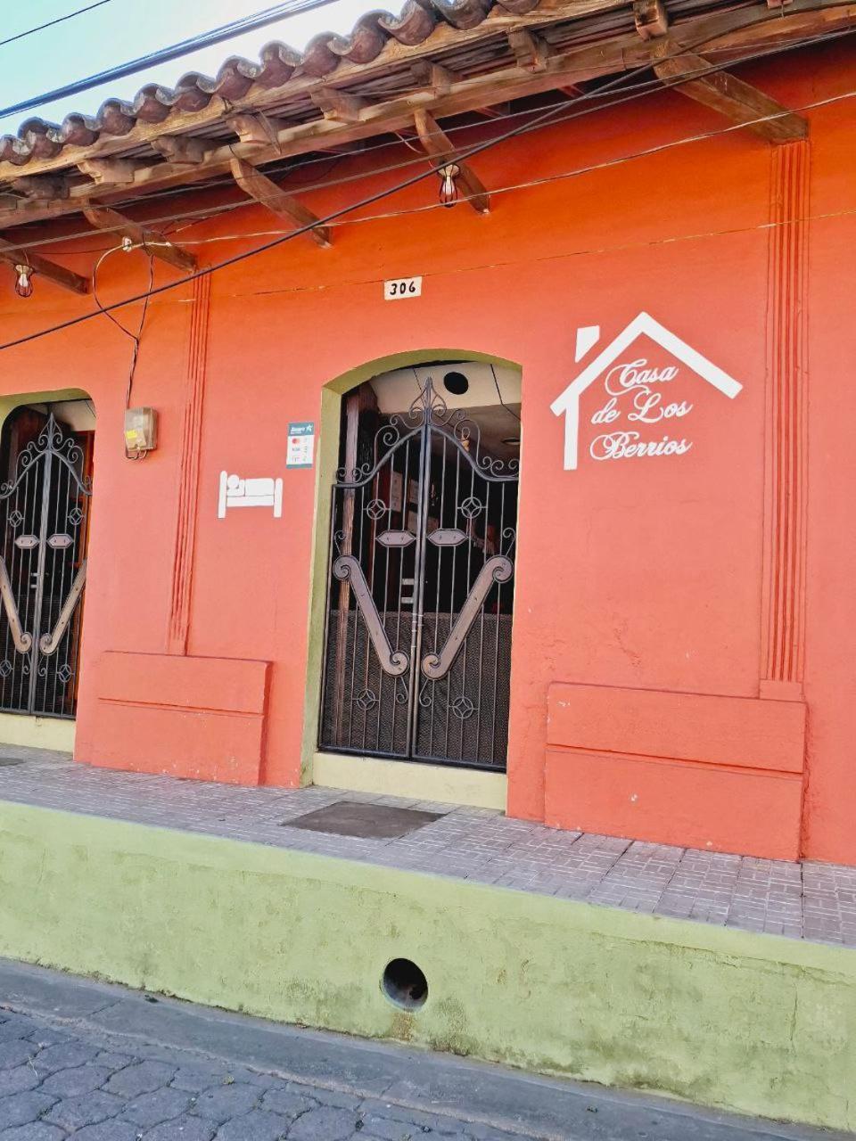 Casa De Los Berrios León المظهر الخارجي الصورة