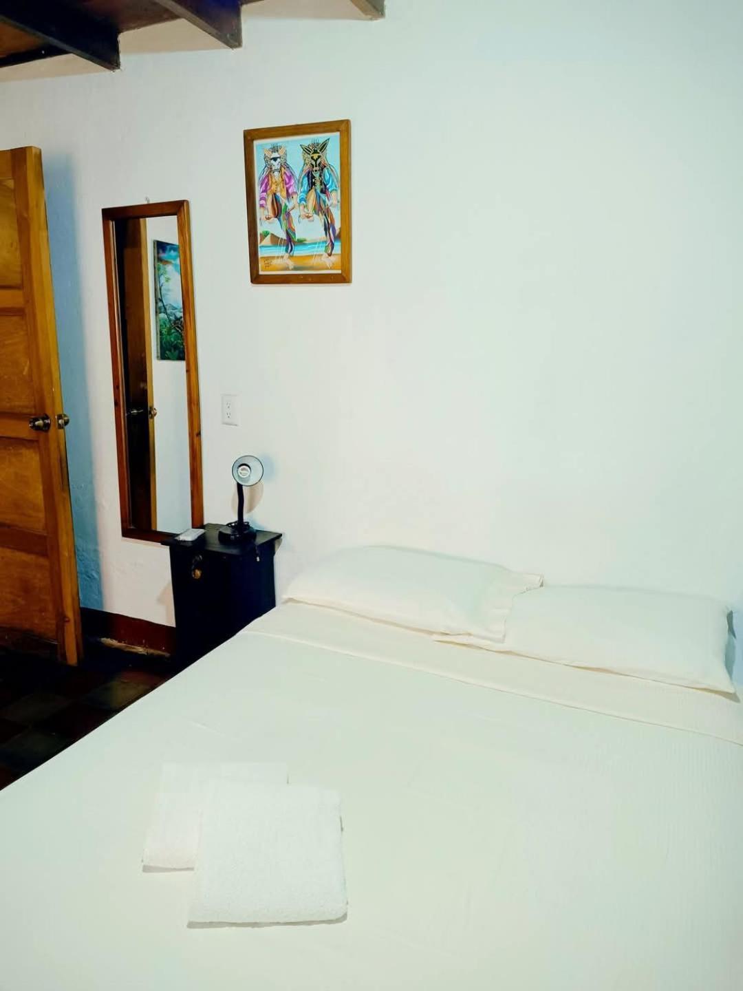 Casa De Los Berrios León المظهر الخارجي الصورة